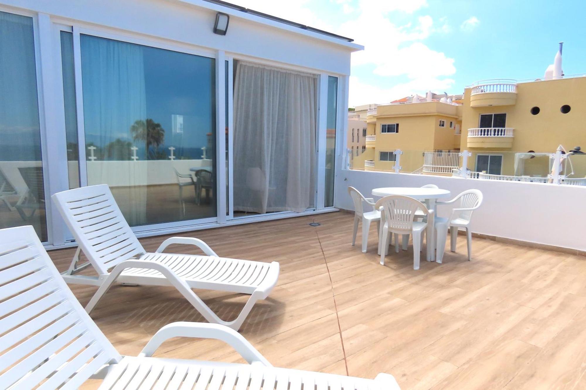 Suncanarias Apartamentos Cristal Playa La Arena Puerto de Santiago  Εξωτερικό φωτογραφία