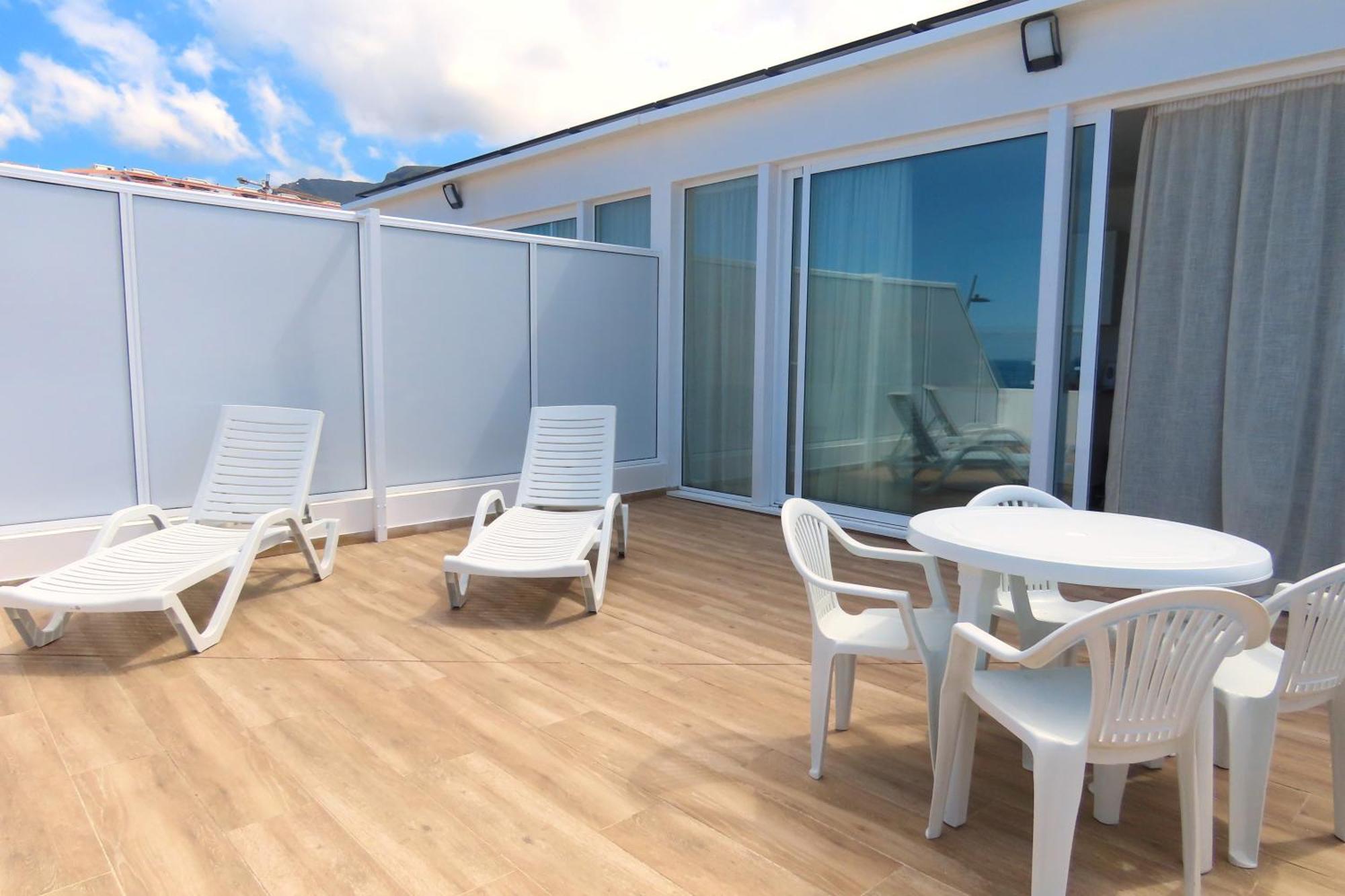Suncanarias Apartamentos Cristal Playa La Arena Puerto de Santiago  Εξωτερικό φωτογραφία